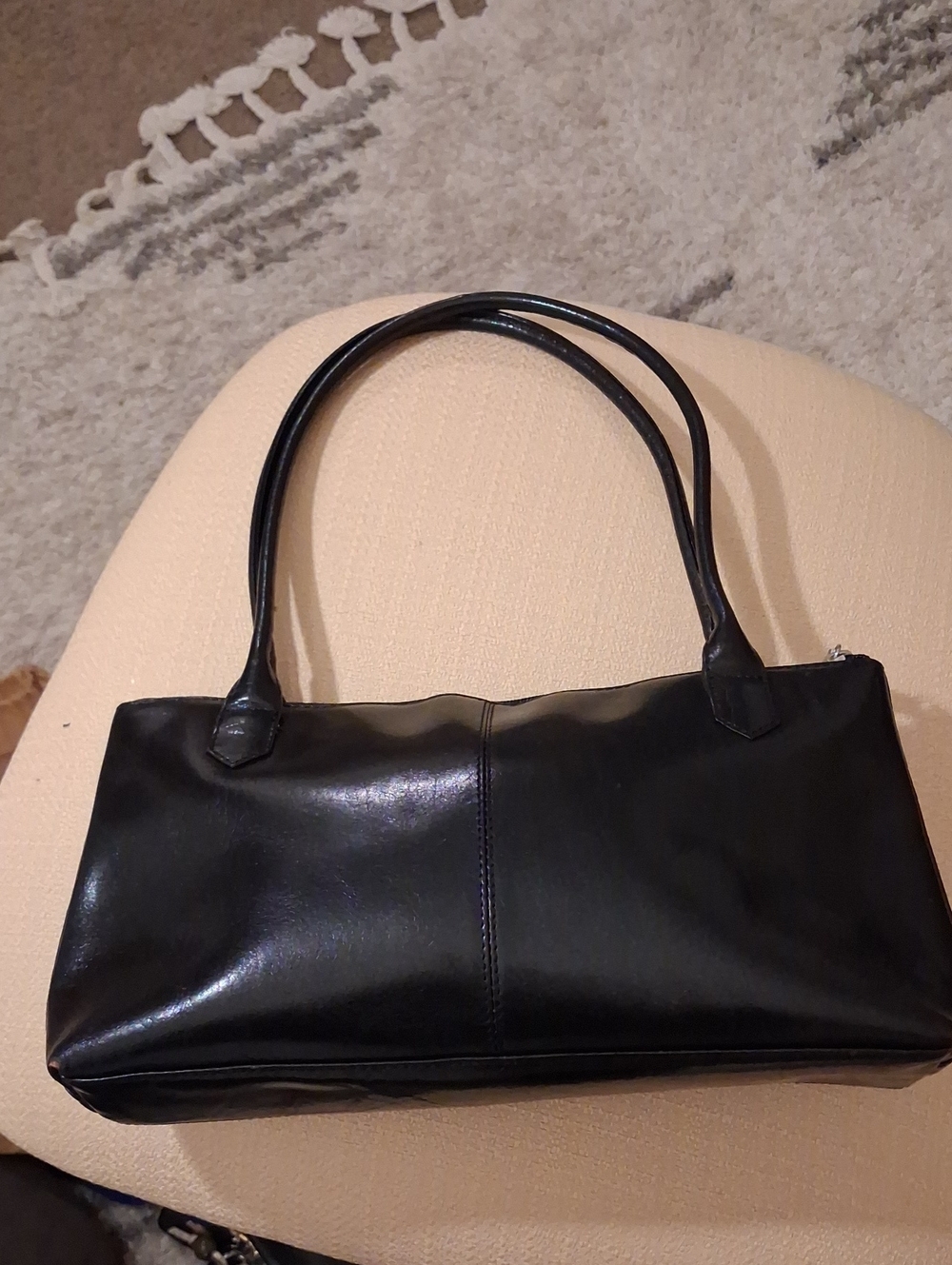 Hobo International Classic Black Leather Shoulder Bag